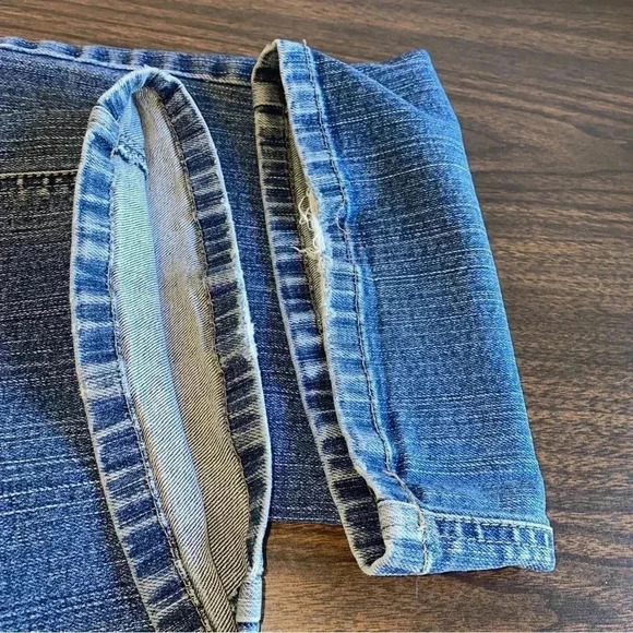 Distressed Ann Taylor Loft Jeans Size 6 Long Flare Leg - Picture 12 of 14